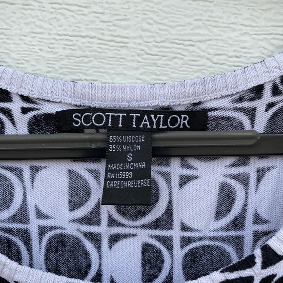 Black and White Patterned Tank - Picture 2 of 4